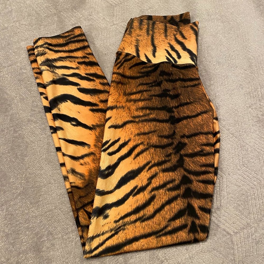 ABS2B Fitness: Tiger Leggings